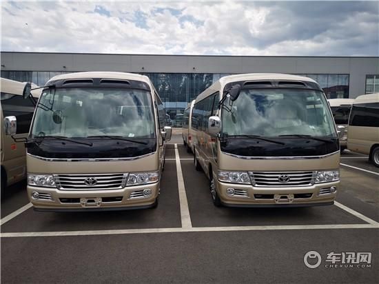 新款丰田考斯特房车 黄牌6座旅居车