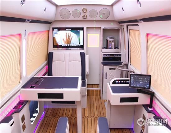 丰田考斯特10座/12座改装布局介绍