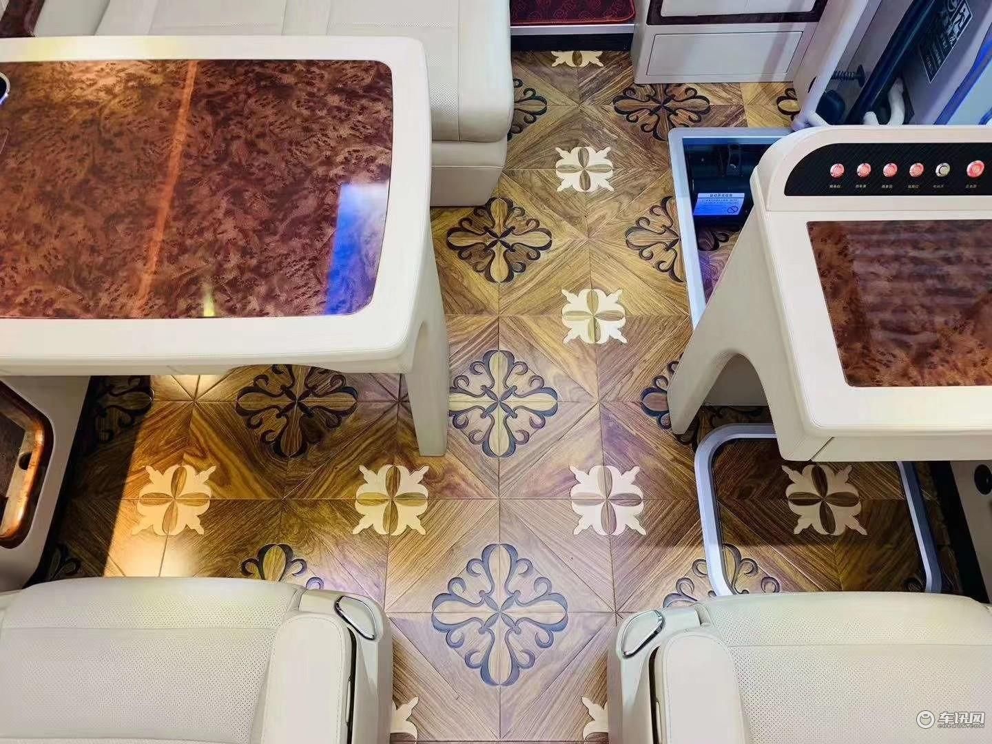 丰田考斯特11座价格 考斯特白金版报价