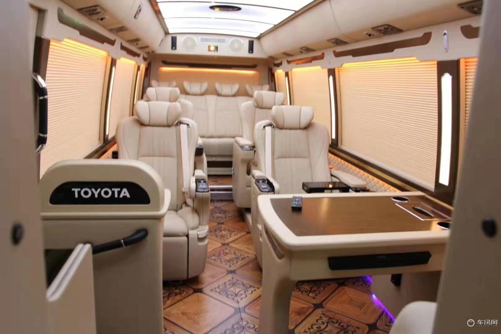 丰田考斯特11座价格 考斯特白金版报价