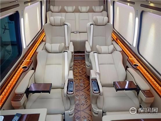 丰田考斯特12座多少钱 新款考斯特12座