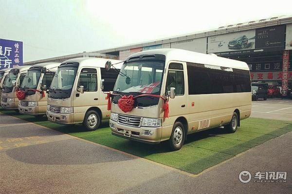 丰田考斯特12座多少钱 进口考斯特12座价格