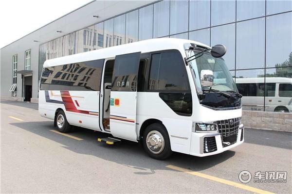 丰田考斯特10座价格 新款参数及多少钱
