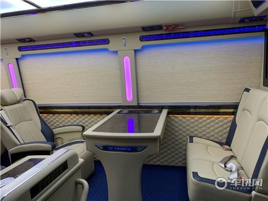 丰田考斯特12座价格 店内现车销售全国