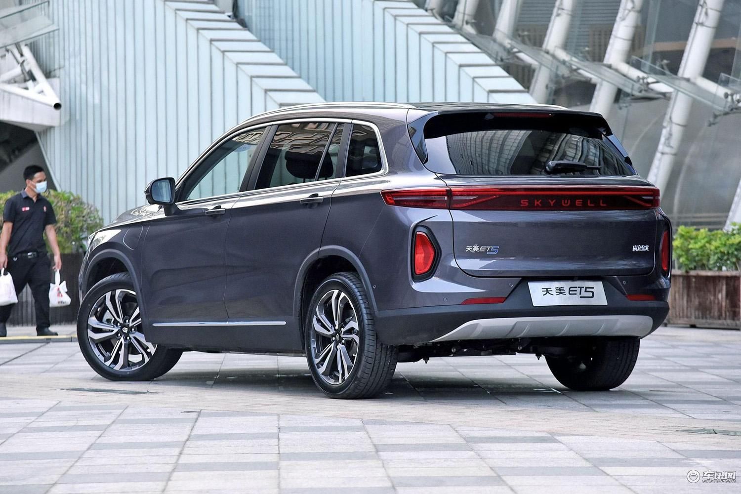 天美汽车ET5正式上市 补贴后售价15.28-19.88万元