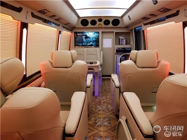 进口考斯特蒙娜丽莎6座旅居版北京现车多少钱，质量怎么样