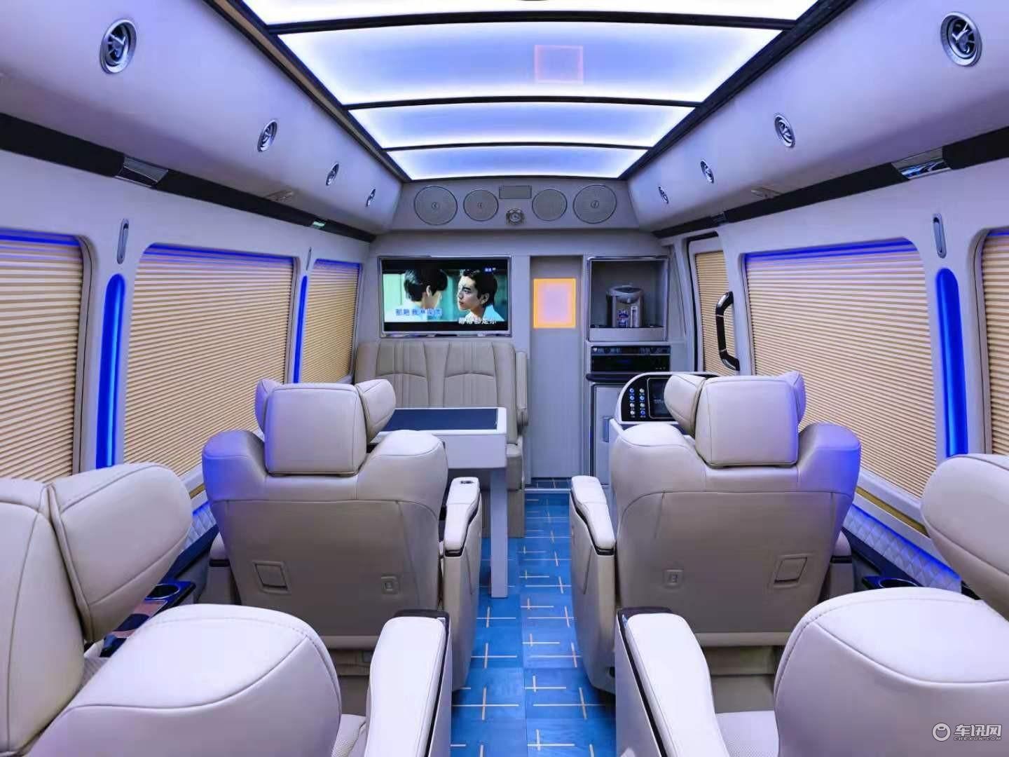 丰田考斯特11座价格 顶配考斯特多少钱