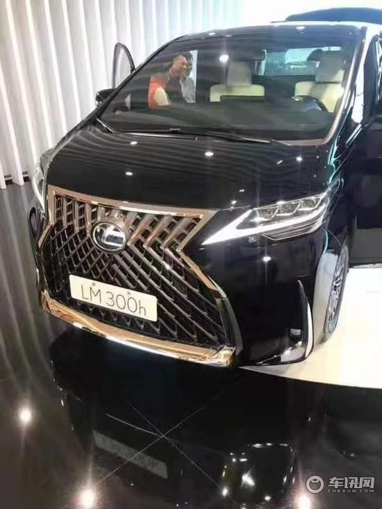 2020款雷克萨斯LM300h报价商务车豪华，顶级商务车
