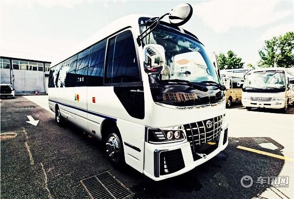 丰田考斯特12座多少钱 售价最低多少钱