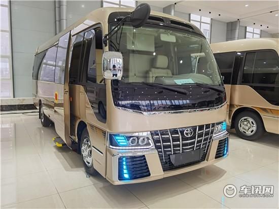 丰田考斯特12座客车价格 12座中巴车
