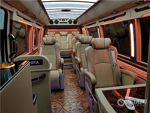 丰田考斯特13座多少钱/报价价格及图片