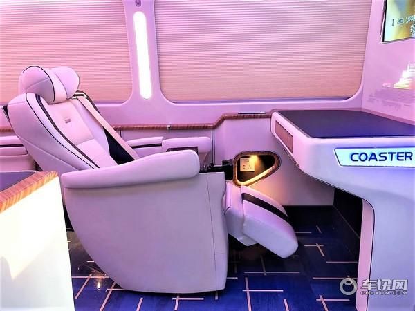 丰田考斯特12座报价 真实参数及价格