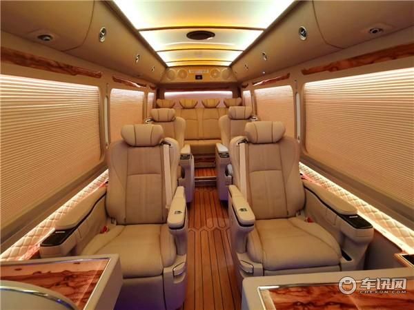 新款丰田考斯特17座报价考斯特价格表