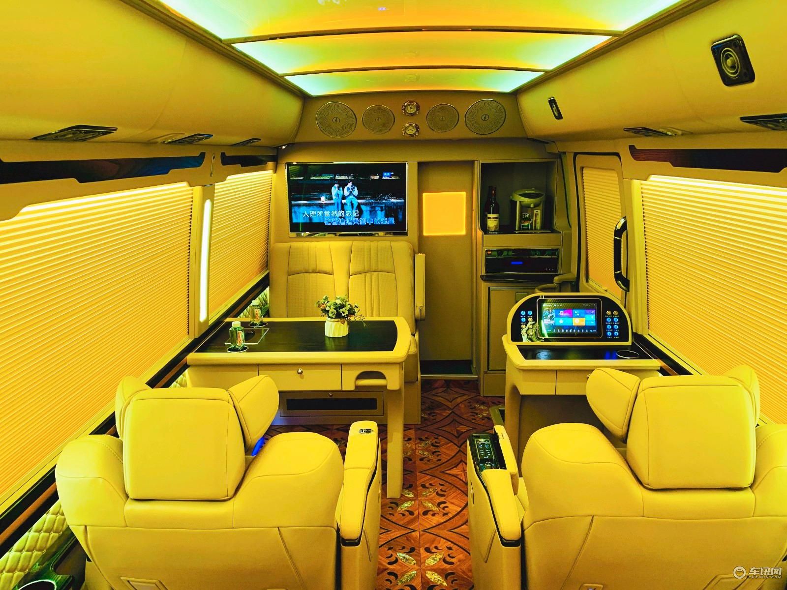 丰田考斯特12座旗舰版 考斯特12座价格