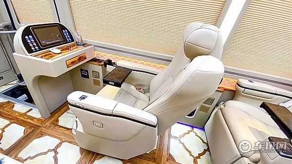 丰田考斯特12座旗舰版 考斯特12座价格