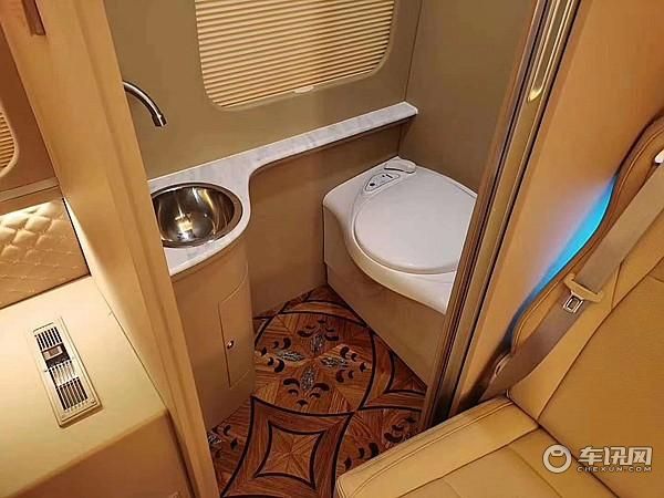 丰田考斯特10座改装多少钱 北京丰田厂家改装厂位置