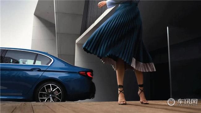 全新BMW5系改款上市 售价42.39万元起 