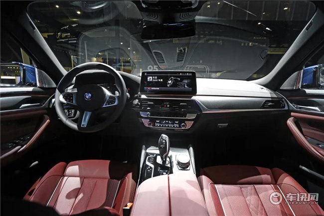 全新BMW5系改款上市 售价42.39万元起 