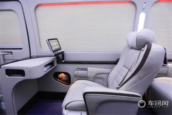 丰田考斯特7座 考斯特9座商务车大空间优选