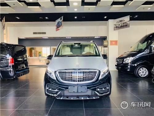 奔驰迈巴赫VST98S商务车，双拼色典藏版！