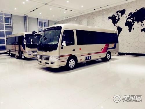 丰田考斯特12座多少钱 四川柯斯达12座价格
