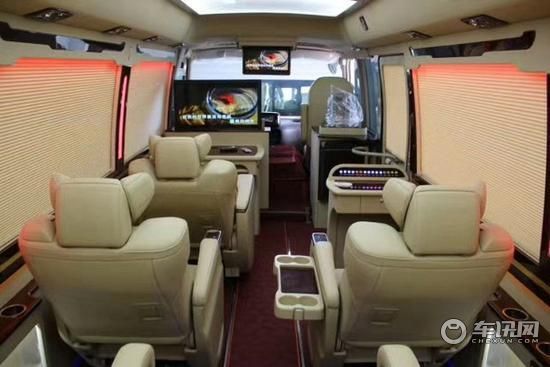 丰田考斯特20座改装大礼包 商务行政接待-图7