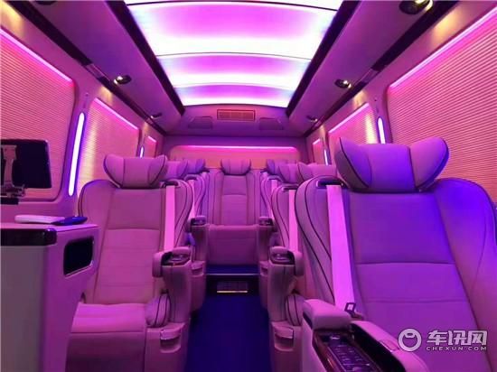 上海陆家嘴丰田考斯特12座价格商务车专卖