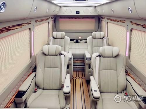 丰田考斯特11座价格 奢华版现车多少钱