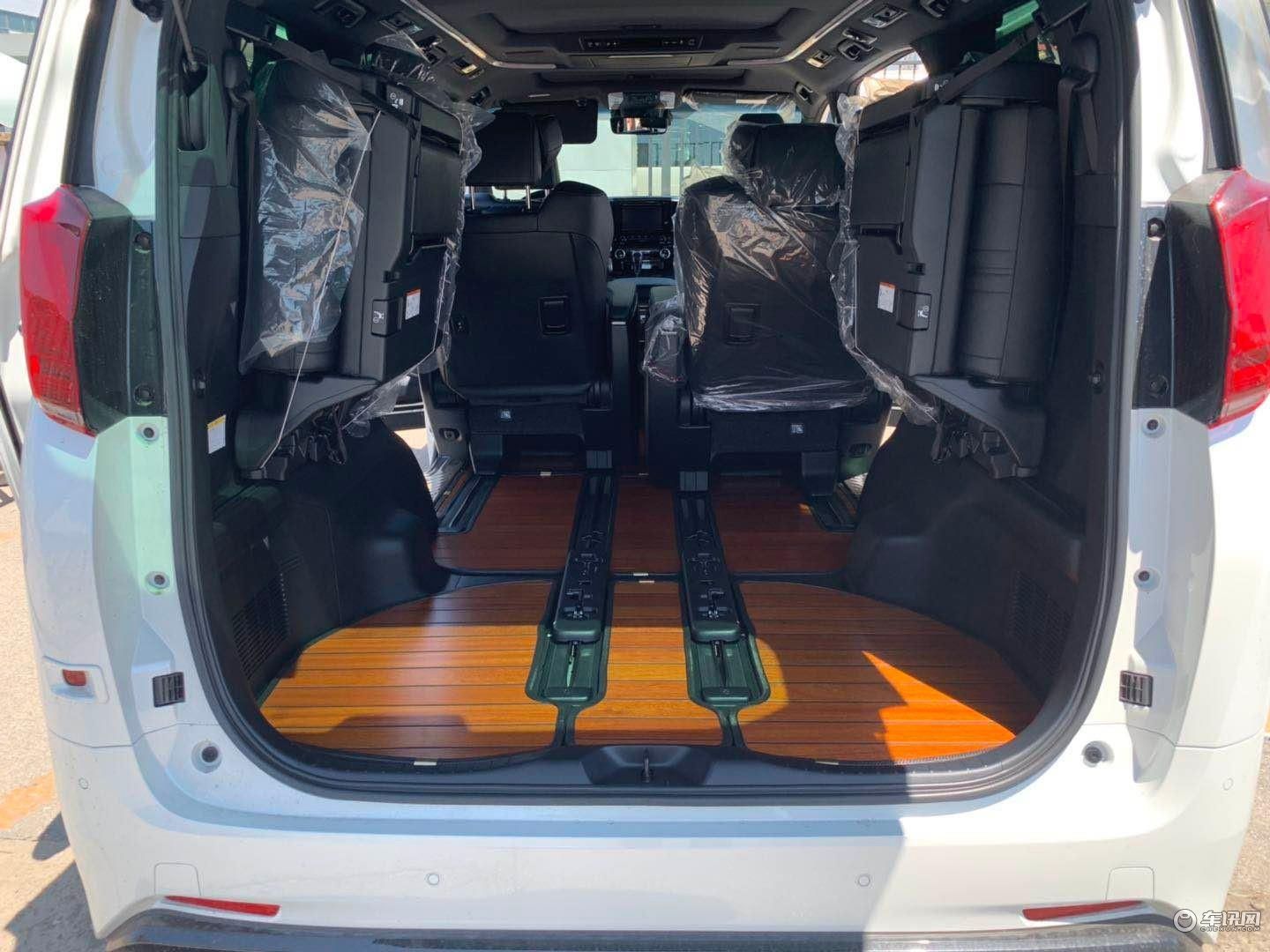 19款埃尔法2.5四驱豪华商务北最新报价行情