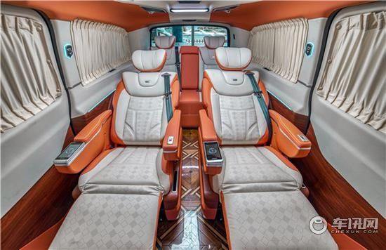 北京店奔驰商务车V260傲旋大白鲨销售