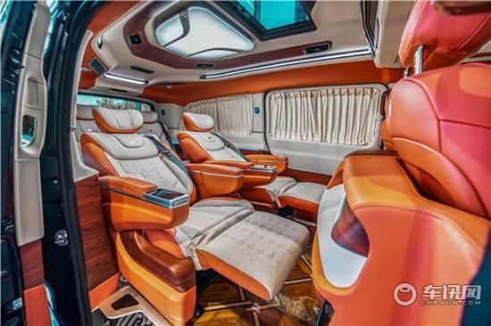 北京店奔驰商务车V260傲旋大白鲨销售