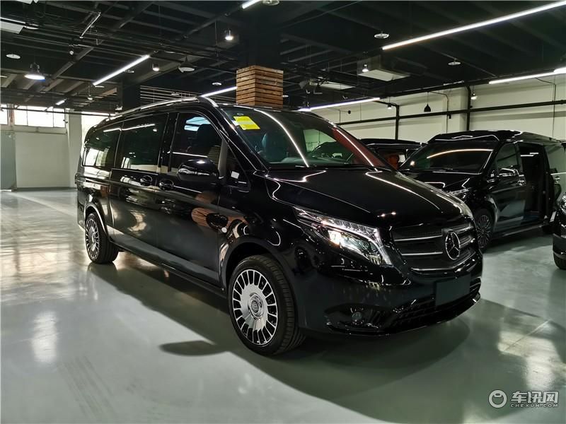 奔驰商务车V250改装“素”极简之美  现车定制都可以