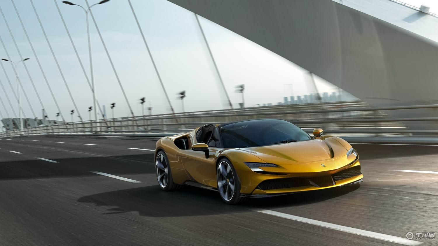 法拉利SF90 Spider全球首发 旗下首款量产插电式混动敞篷跑车