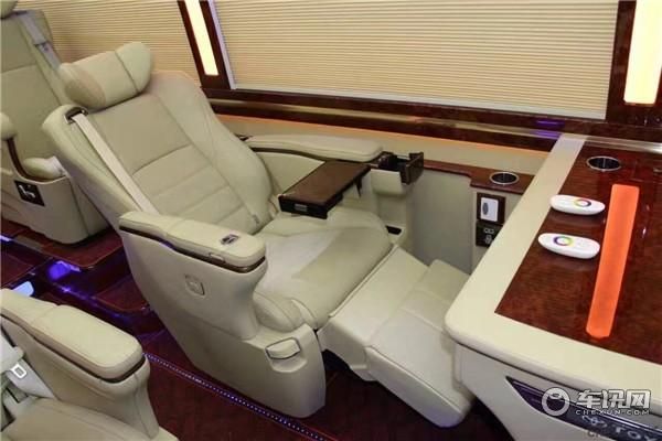 丰田考斯特9座房车 考斯特房车多少钱	