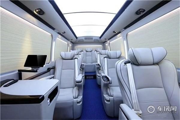 进口丰田考斯特12座报价 丰田考斯特图片