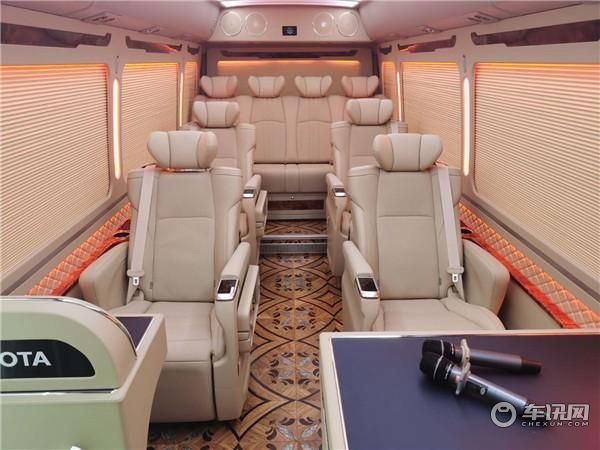 《考斯特17座价格》丰田考斯特17座价格