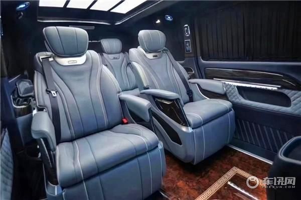 2020上海新款奔驰威霆商务车，改装威霆高顶七座商务车价格