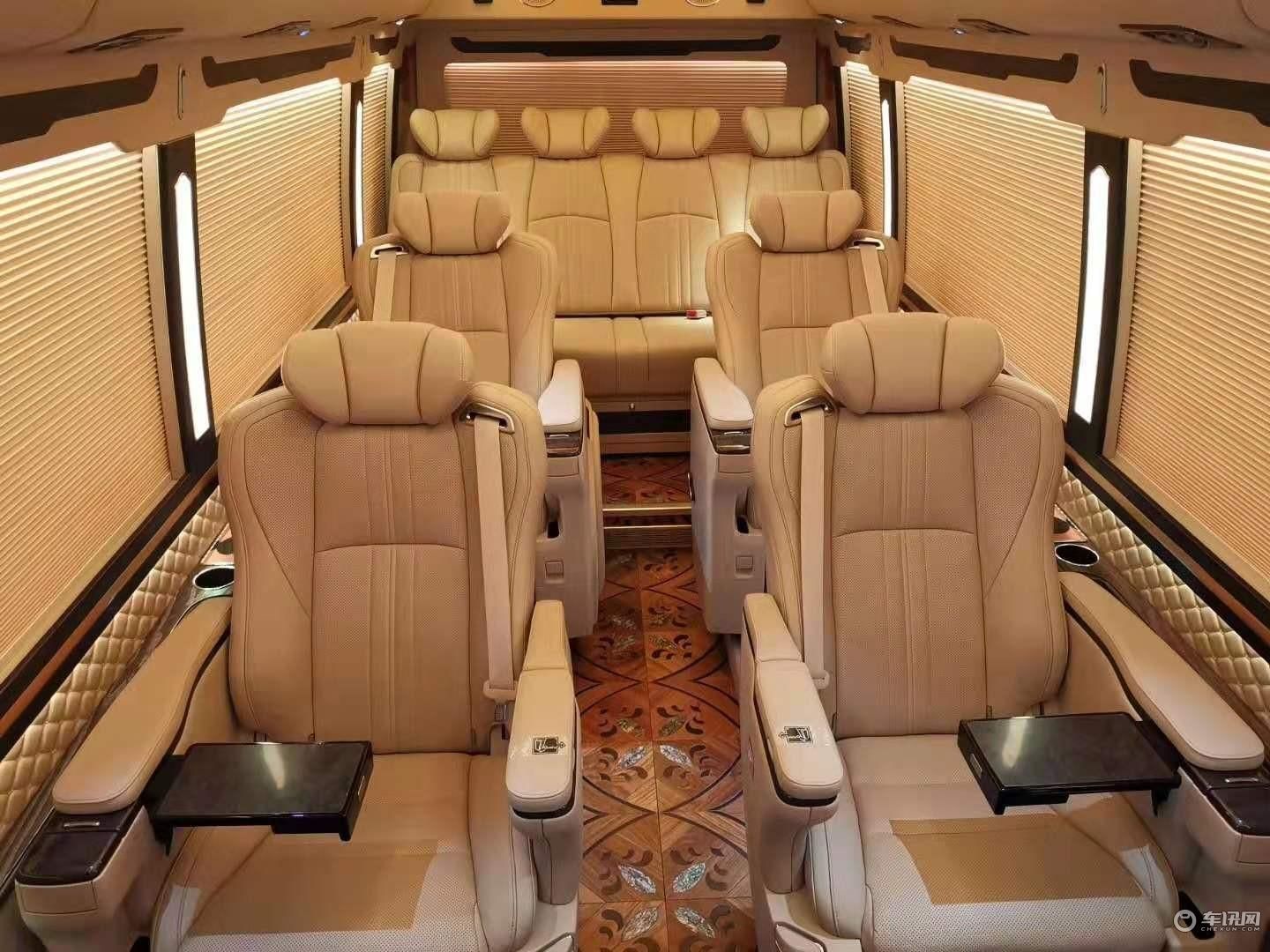 丰田考斯特11座价格 无需等待展厅现车