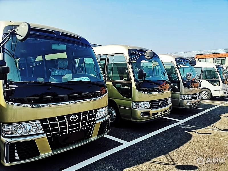 丰田考斯特11座价格 无需等待展厅现车