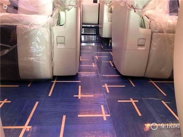 丰田考斯特12座中巴车报价 考斯特价格