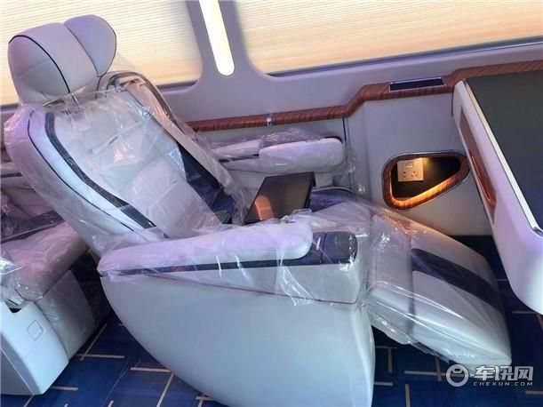 丰田考斯特12座中巴车报价 考斯特价格