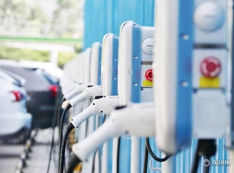 贬值率高 续航缩水严重 新能源车到底能不能买？