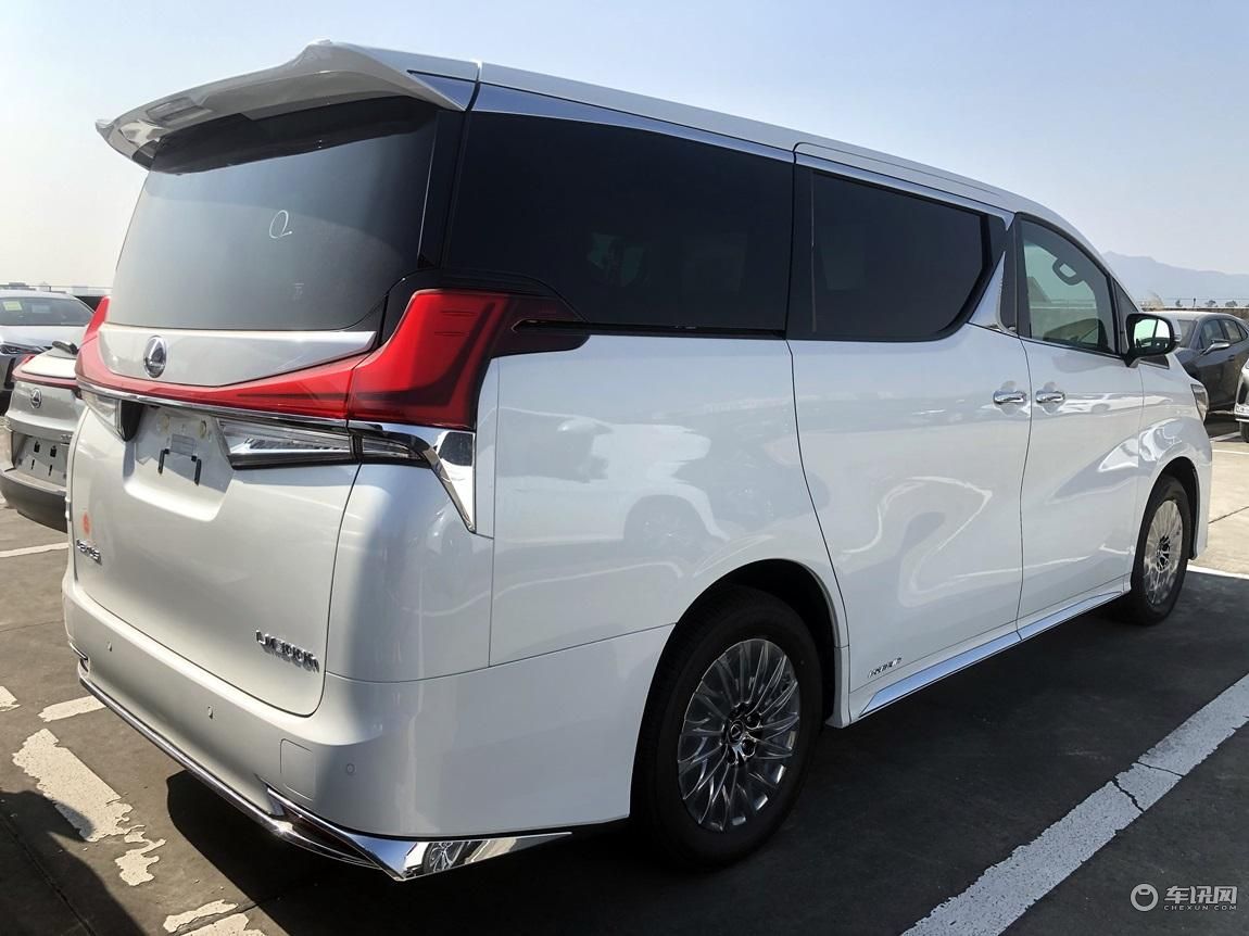 雷克萨斯LM300h四座报价精装纺锤形设计