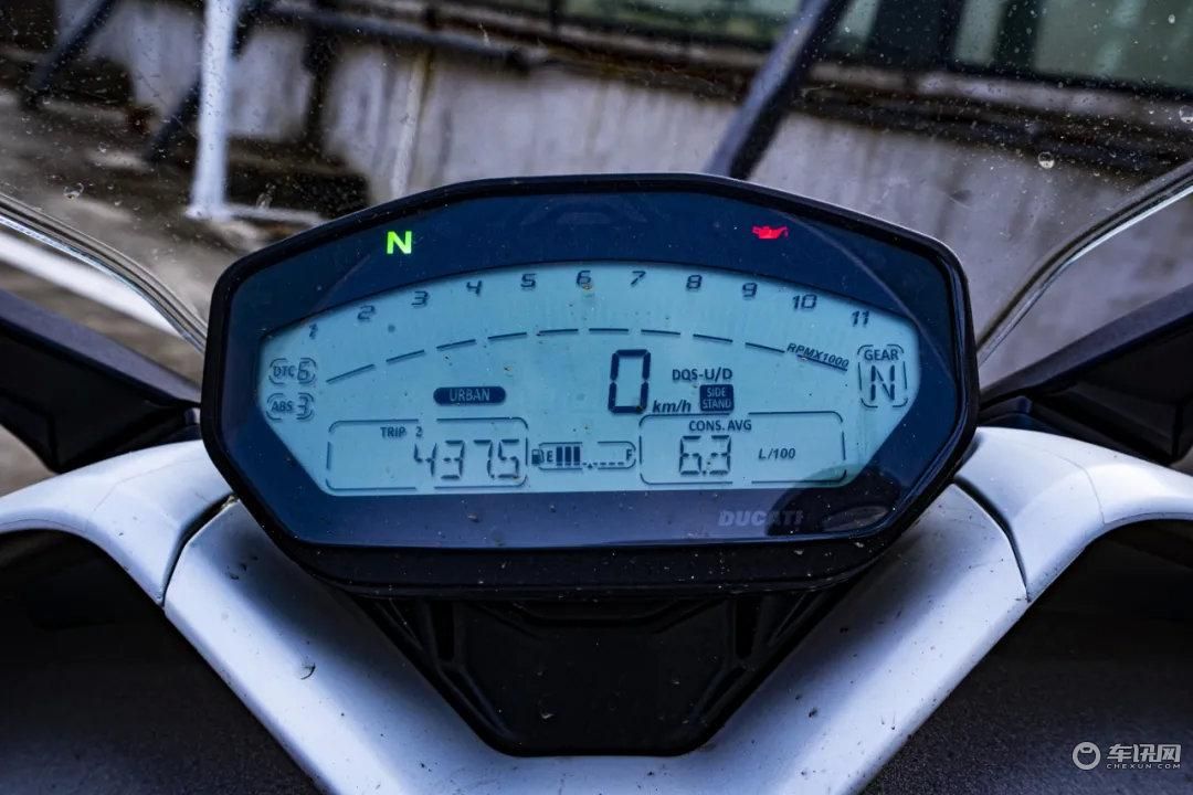 新手骑不了大排量？那你是没骑过这台杜卡迪跑车