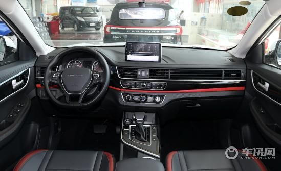 10万元以内7座SUV，配1.8T动力？！东风风行T5盛世款该怎么选？