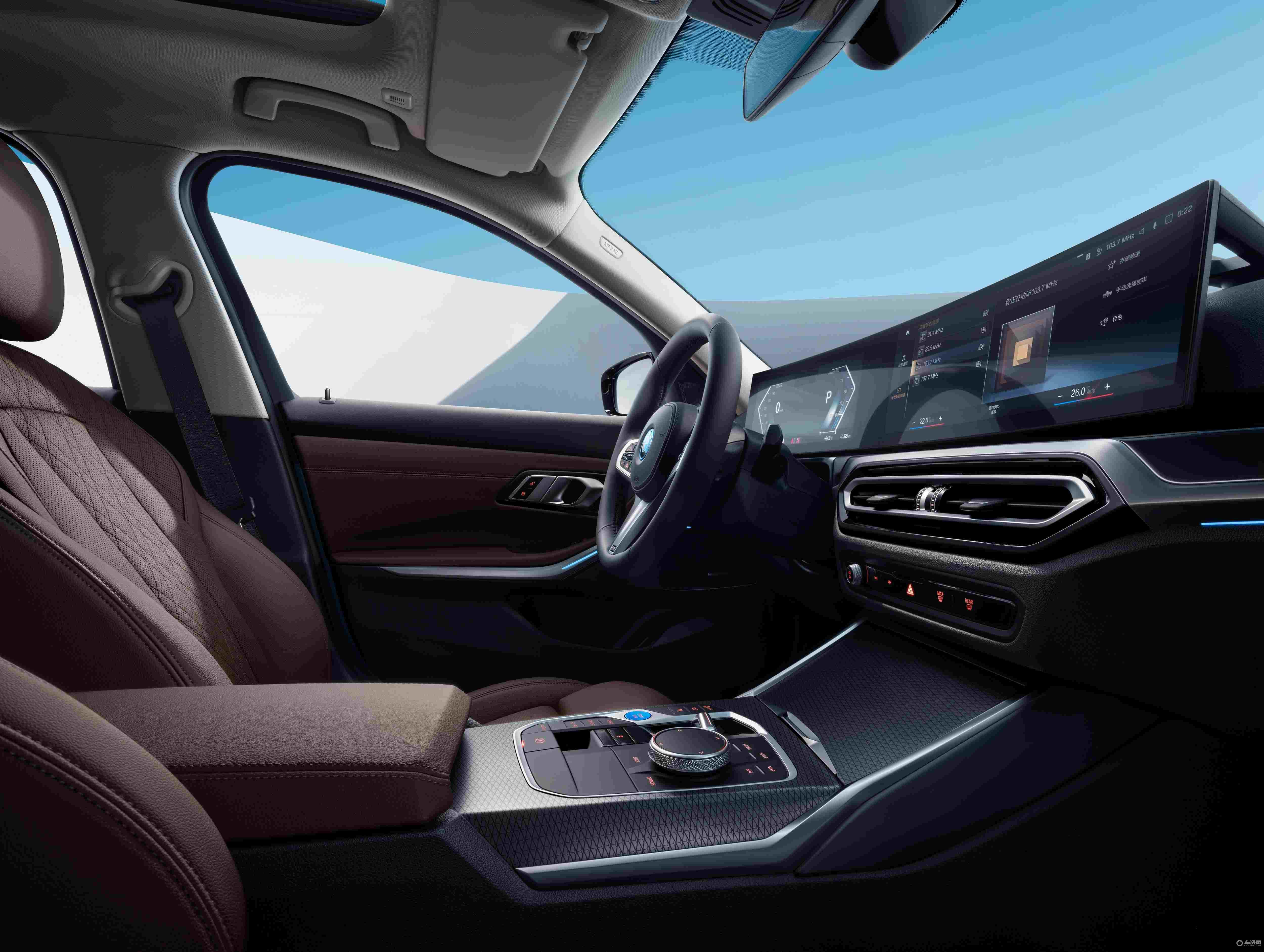 国产全新BMW i3正式上市，售价34.99万元