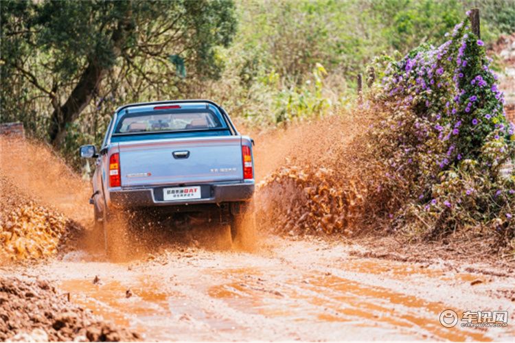 有它！便做一个敢闯敢创的创业新青年   