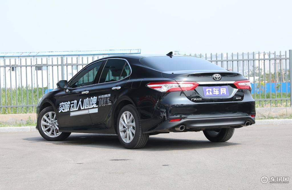 盘点中型轿车购置指数前三名，价格区间16.98万-36.79万元