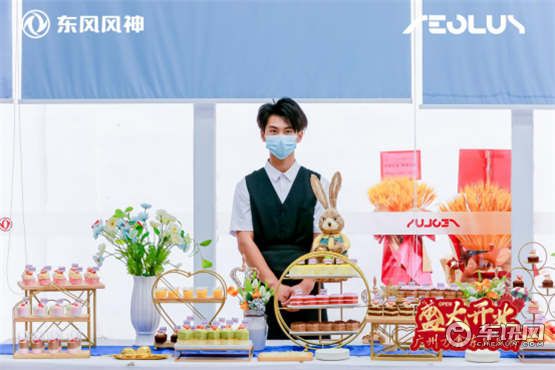 广州力鑫东风风神专营店盛大开业，再下一局！    