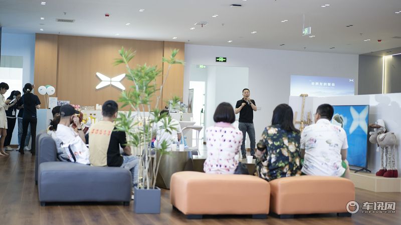 小鹏汽车智能体验营亮相哈尔滨